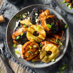 LC Teriyaki Chicken with Grilled Pineapple over Cauliflower Rice with Broccoli, Onions & Bell Peppers